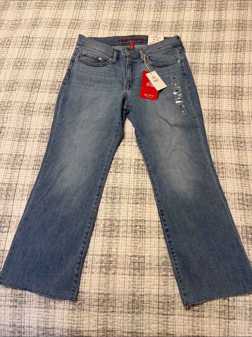 Lucky brand size 8/29 sweet mid-rise advanced stretch kick crop blue jeans NWT